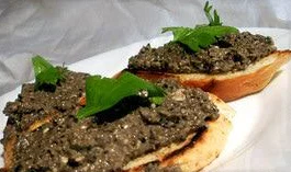 Брускетта с оливковой пастой