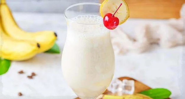 Классический банановый коктейль