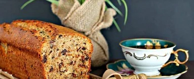 Банановый кекс с шоколадом орехами яблоками