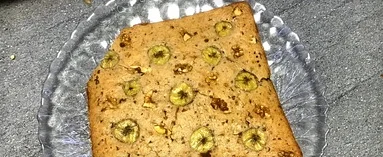 Банановый хлеб с орехами и шоколадом