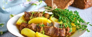 Жаркое тушеная баранина