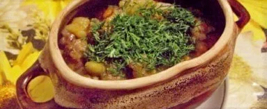 Тушеная баранина с яблоками и сыром по монгольски