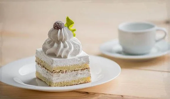 Бисквитные пирожные – пошаговые рецепты, как приготовить нежный и вкусный десерт