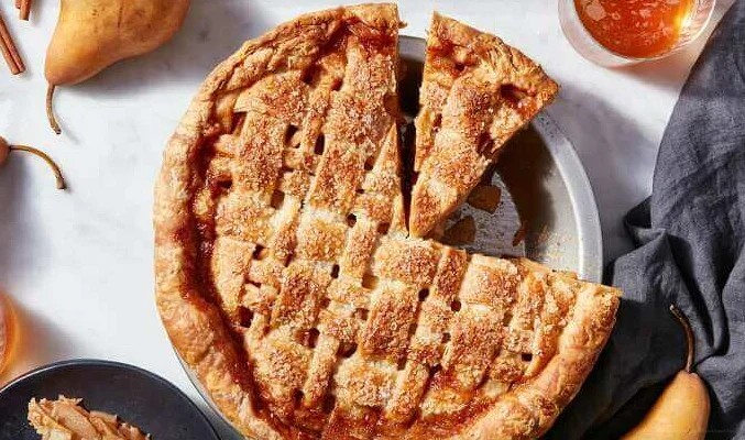 Грушевый пирог. \ Фото: kingarthurbaking.com.