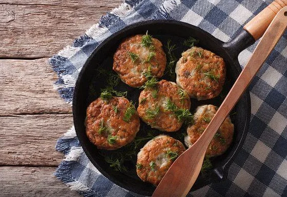 Готовим вкусные рыбные котлеты: секреты и хитрости