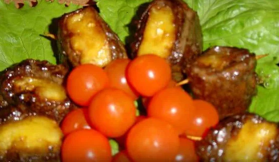 Вот и готова превосходная закуска. У меня не хватает слов описать ее вкус, это надо только попробовать! Приятного аппетита