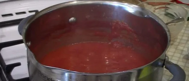 6 лучших рецептов кетчупа из помидоров без яблок на зиму