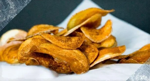 Картофельные чипсы с яблочным муссом