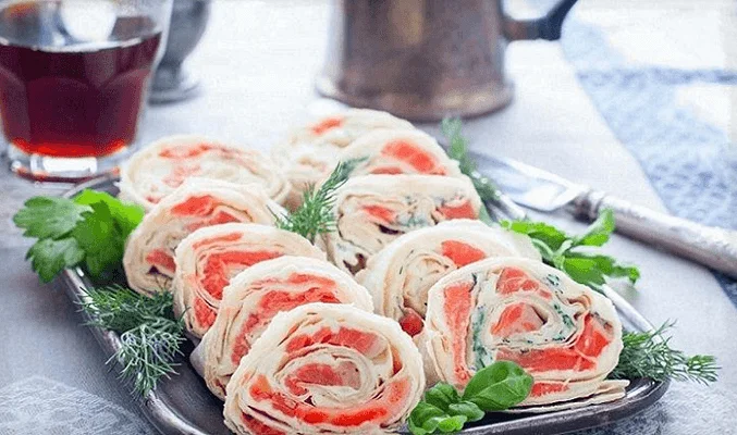 20 очень вкусных рулетов из лаваша с красной рыбой