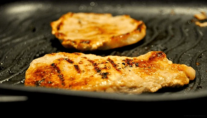 5 потрясающих рецепта - как вкусно пожарить стейк свинины на сковороде