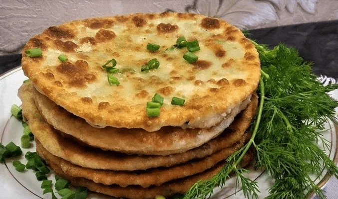 Лепешки с куриной печенью и грибами