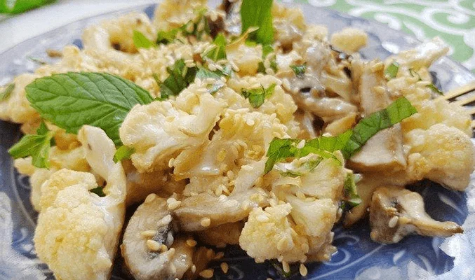 Цветная капуста с грибами