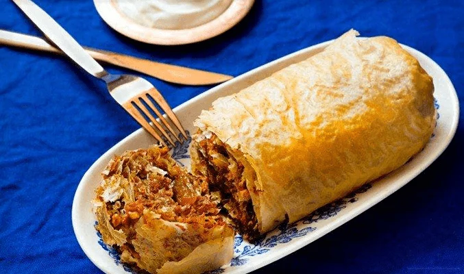 Штрудель с мясом и савойской капустой - рецепты