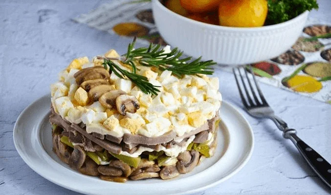 20 простых и очень вкусных салатов с говяжьим языком