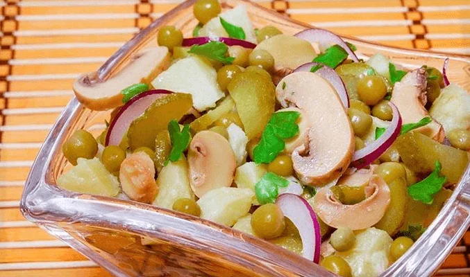 Постный картофельный салат с грибами - рецепты