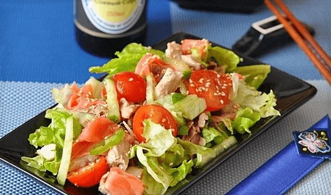 Салат с курицей и имбирем - рецепты