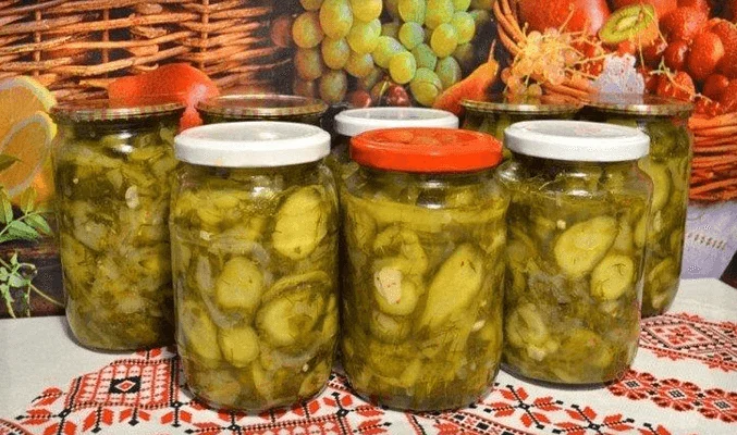 Салат из огурцов «Пятиминутка»