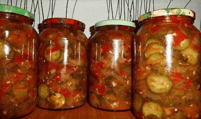 Салат на зиму из огурцов с грибами