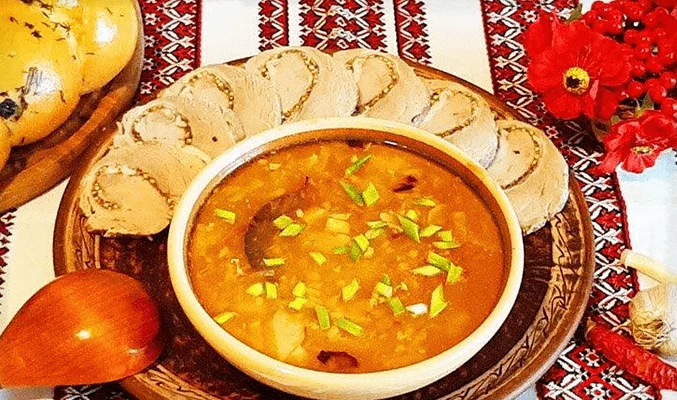Капустняк с пшеном и копченостями