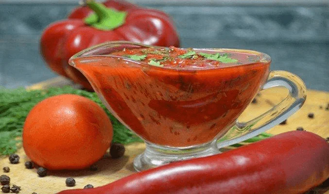 Аджика с помидорами и зеленью
