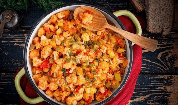 Соте с цветной капустой и тыквой