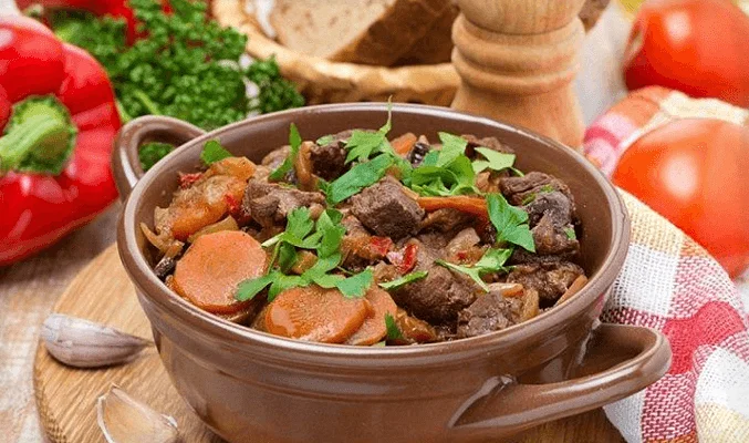 20 рецептов мягкой и сочной тушеной говядины