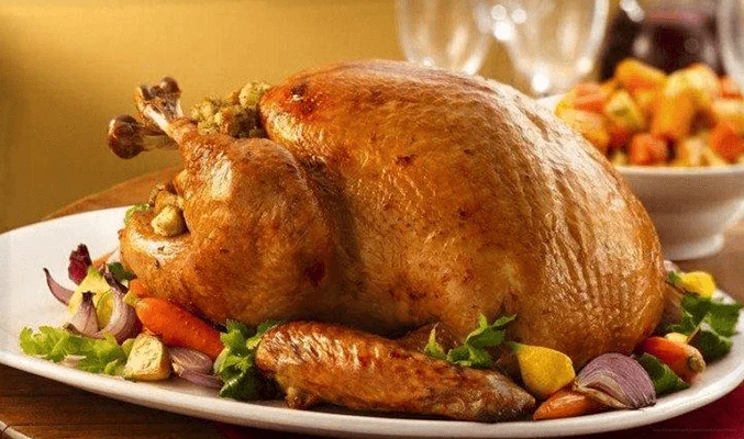 Индейка с вином и овощами