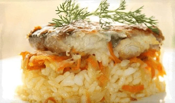Филе минтая с рисом в духовке