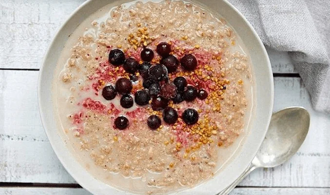 20 рецептов овсяной каши, которые стоит попробовать