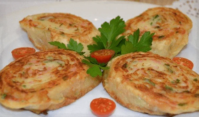 Рулет из лаваша с картошкой