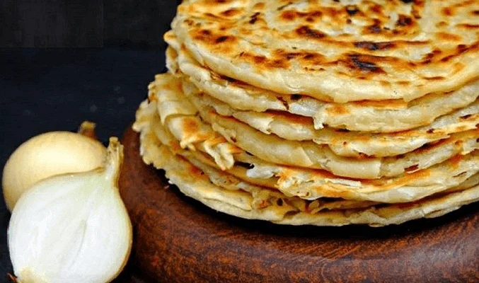 Узбекские лепешки с луком