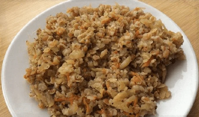 Пшеничная каша с капустой