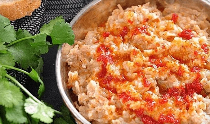 Пшеничная каша с томатным соусом
