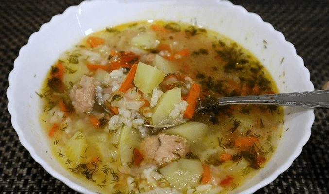 Рыбный суп с тунцом