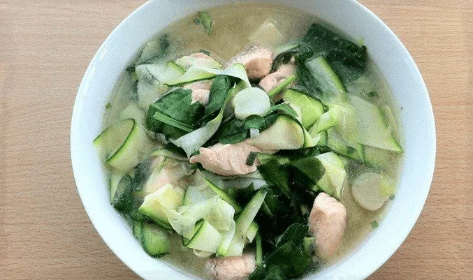 Рыбный суп с кабачками