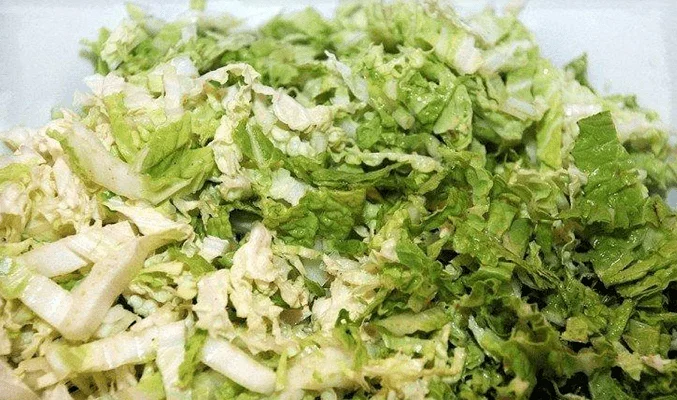 Салат с кабачками и пекинской капустой