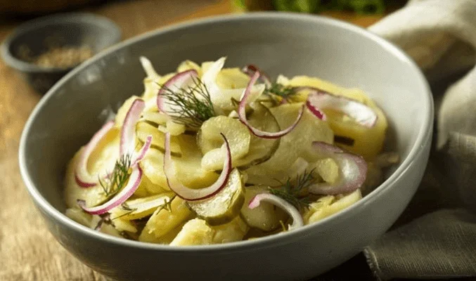 20 салатов с солеными огурцами, которые всегда получаются вкусными