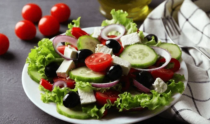 20 самых вкусных заправок для греческого салата