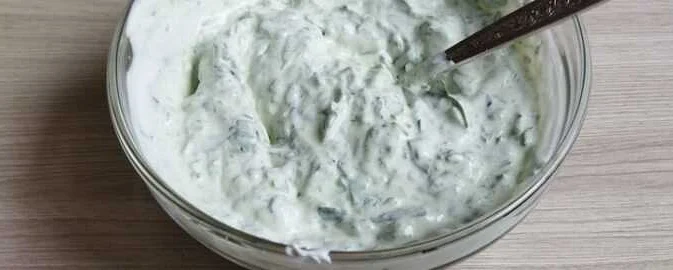 Приготовление соуса из зеленого лука