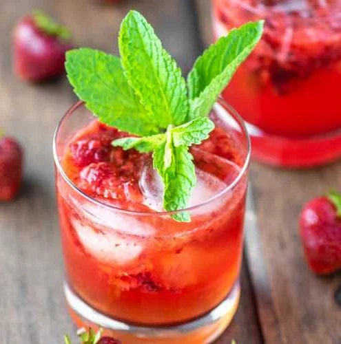 Знаменитые любители 'Strawberry Muddle'