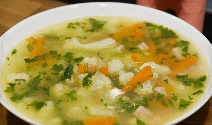 Суп из индейки с цветной капустой
