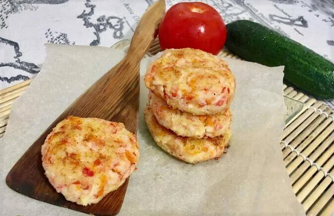 Вкусные котлеты с крабовыми палочками. \ Фото: craftlog.com.