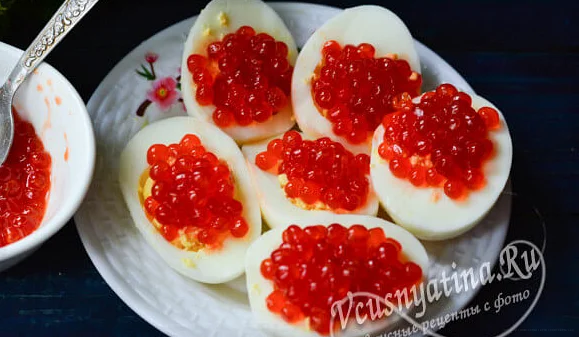 выложить красную икру