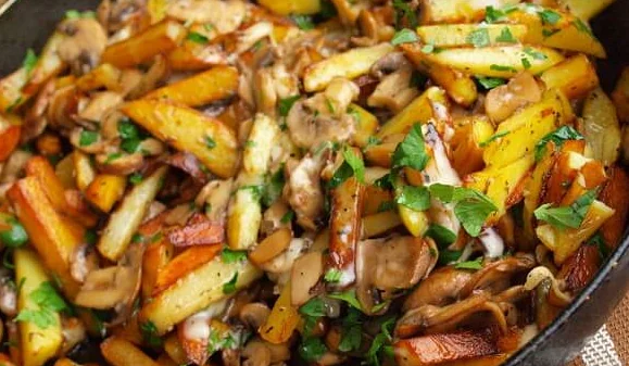 Вторые блюда с шампиньонами: домашние рецепты