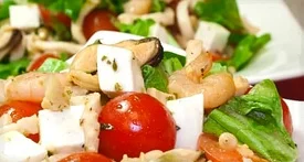 Салаты без майонеза на Новый год 2023 — вкусные рецепты